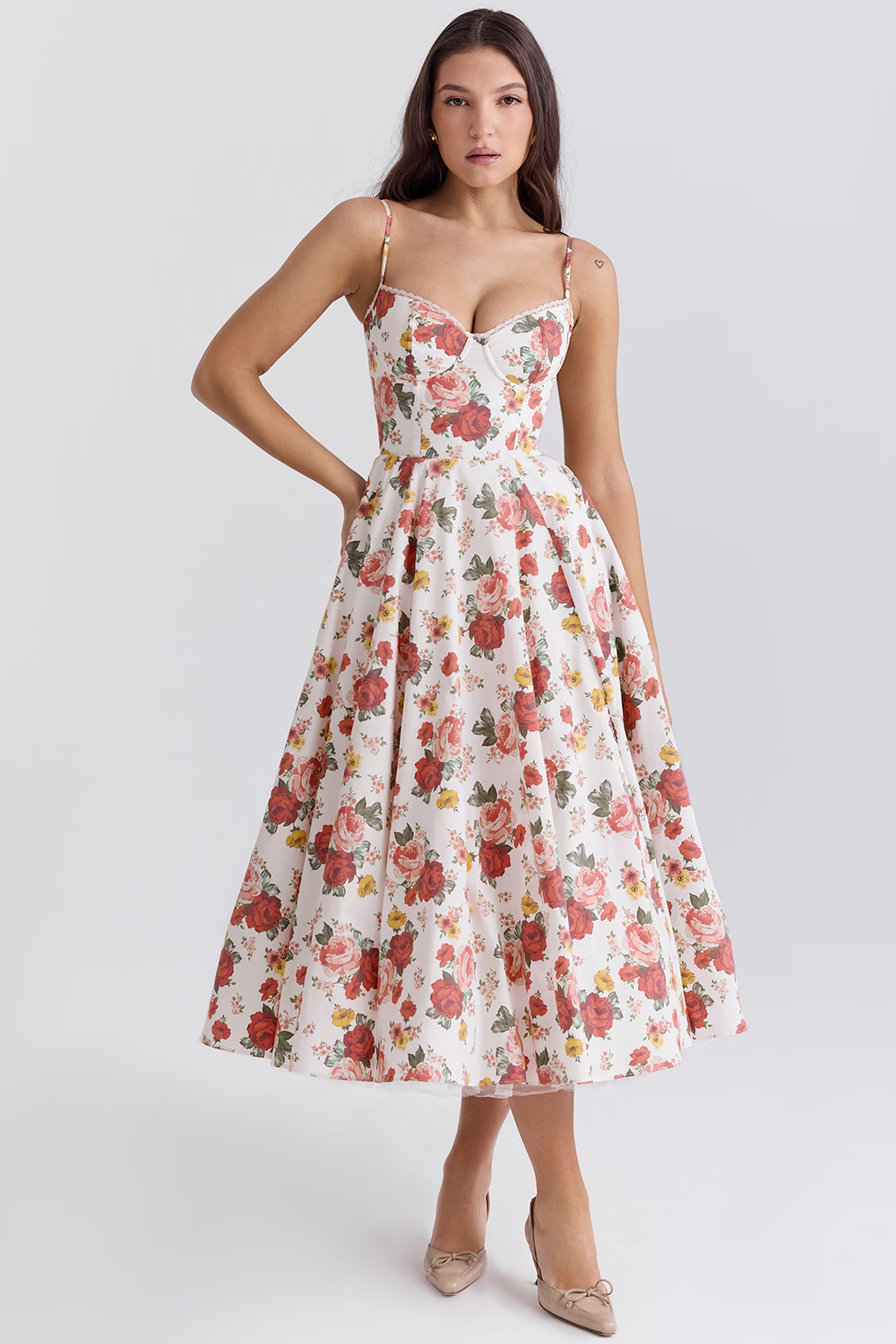 Stunningly Elegant Party Dress for Every Occasion