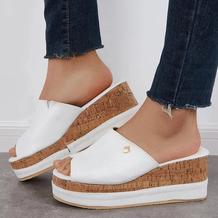 Chic Slip-On Sandals for Ultimate Comfort and Style