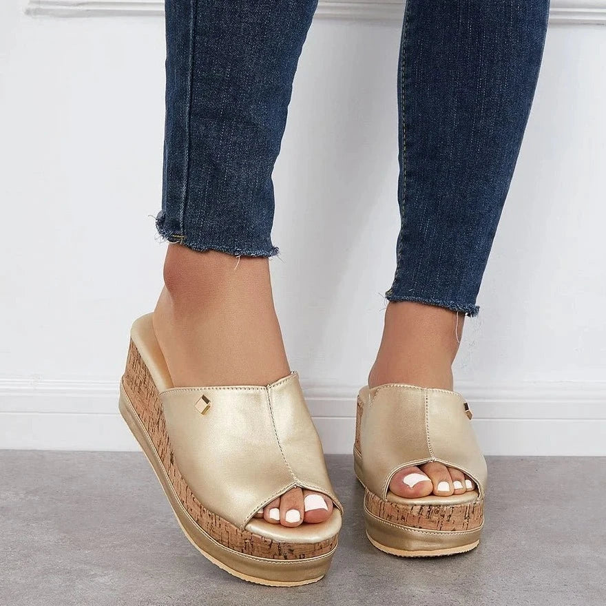 Chic Slip-On Sandals for Ultimate Comfort and Style
