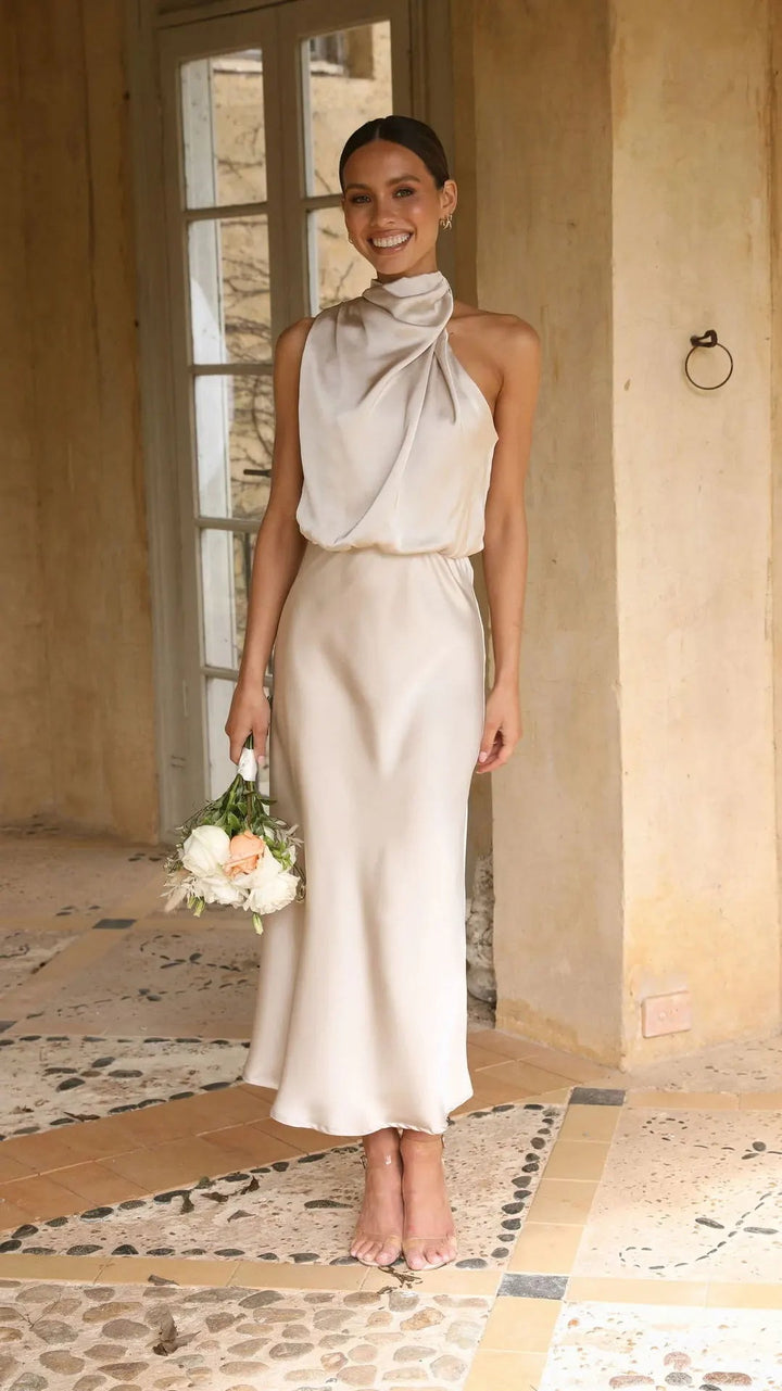 Exquisite Evening Gown for Unforgettable Nights