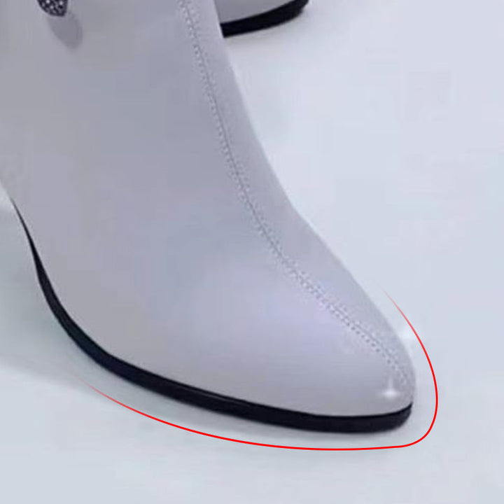 Chic Suede Ankle Boots Featuring a Stylish Bow