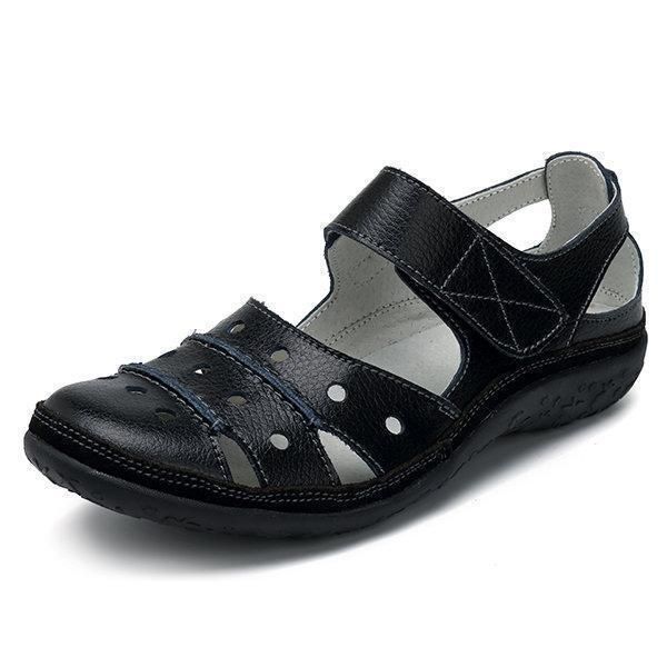 Elegant Hollow Hook Flat Sandals for Effortless Style