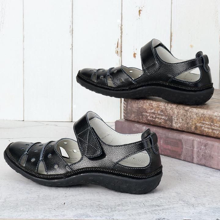 Elegant Hollow Hook Flat Sandals for Effortless Style