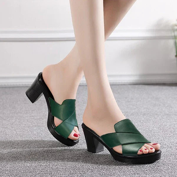 Chic Women's Sandals for a Fashion-Forward Style