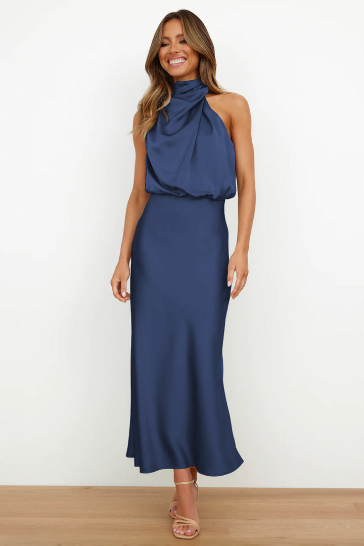 Exquisite Satin Evening Gown for Timeless Elegance