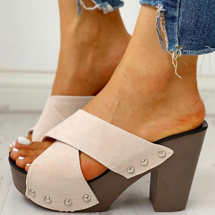 Chic High Heel Demi Sandals with Trendy Crisscross Design