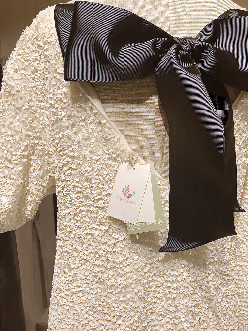 Elegant Bow-Detail Dress