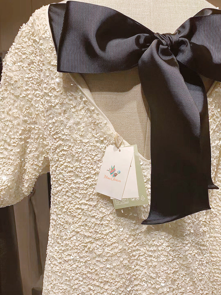 Elegant Bow-Detail Dress