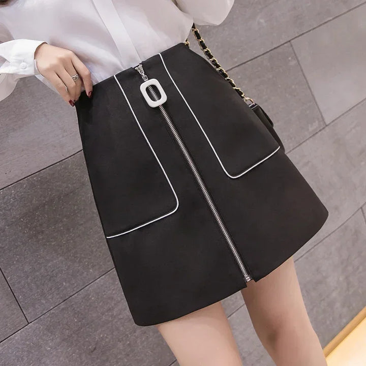 Chic Zippered Mini Skirt