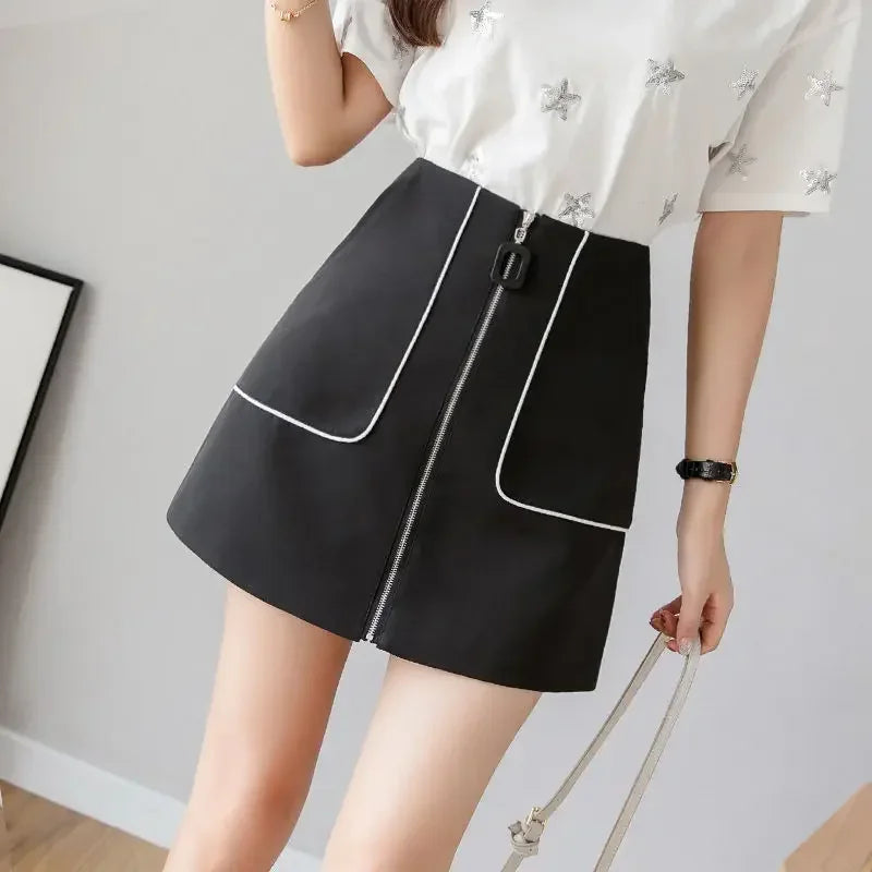 Chic Zippered Mini Skirt