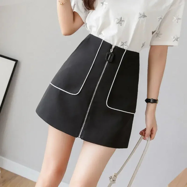 Chic Zippered Mini Skirt