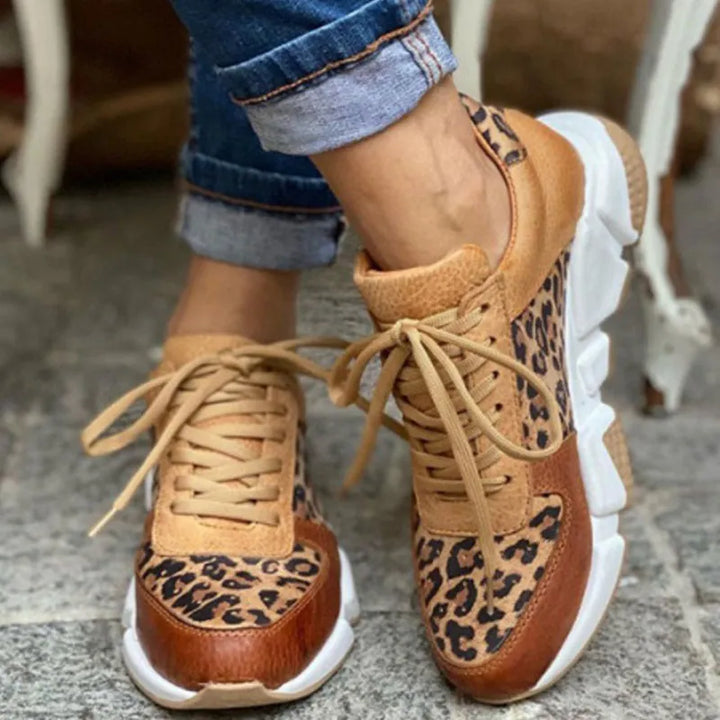 Stylish Low-Top Leopard Sneakers