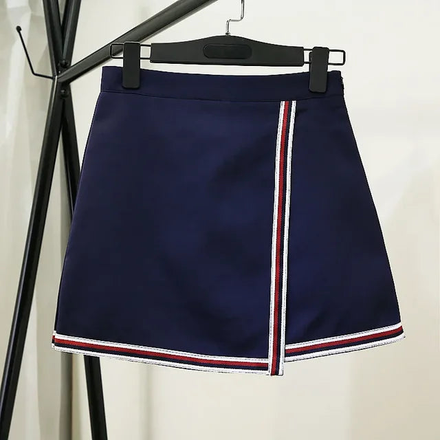 Chic Skirt with Eye-Catching Piping Detail