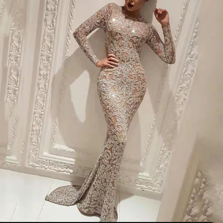Effortlessly Elegant Maxi Dress for a Captivating Style