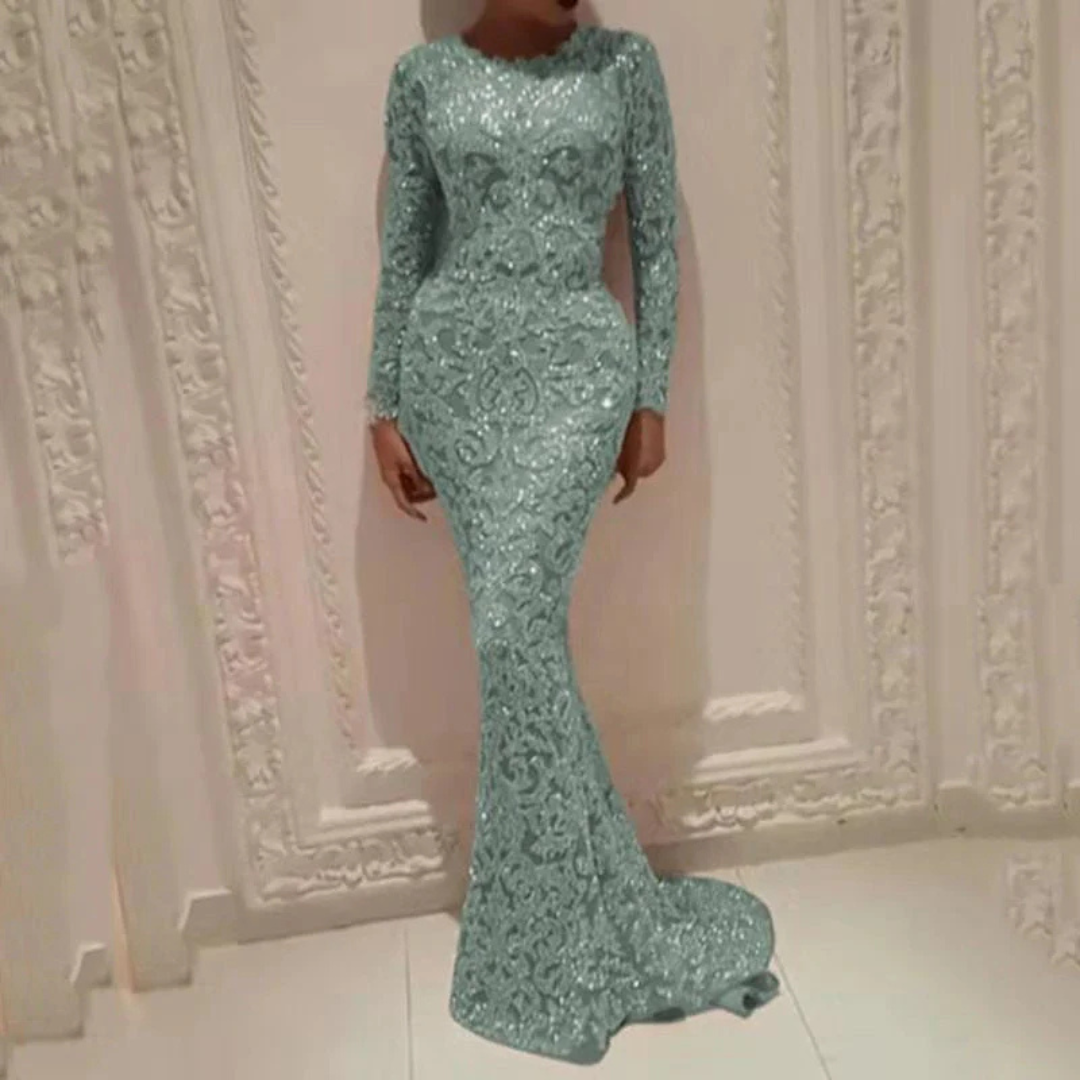 Effortlessly Elegant Maxi Dress for a Captivating Style