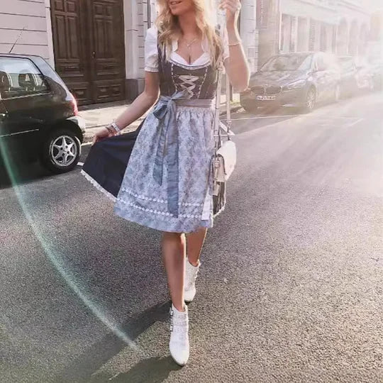 Elegant Oktoberfest dress for unforgettable experiences