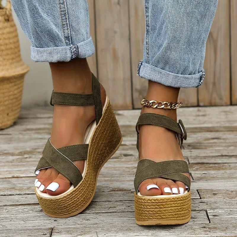Chic Platform Sandals to Elevate Your Style