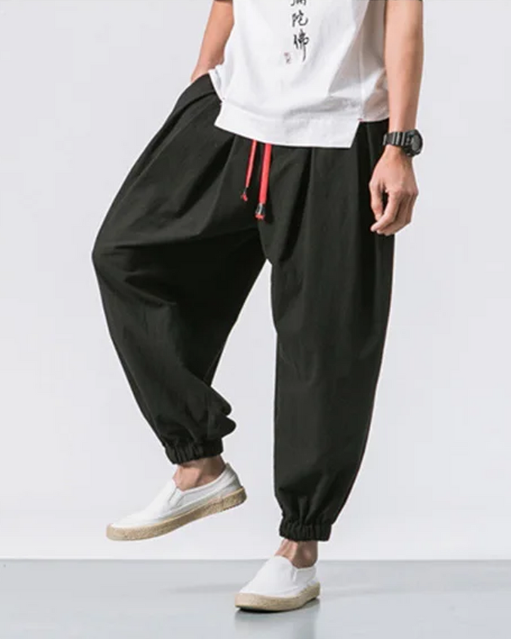 Stylish Relaxed Fit Cropped Trousers