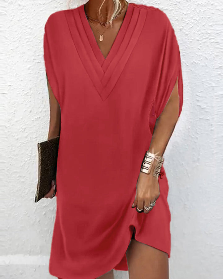 Chic Elegance: Stylish Sleeved Dress
