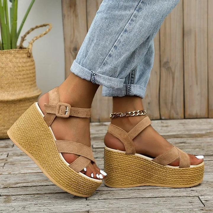 Chic Platform Sandals to Elevate Your Style