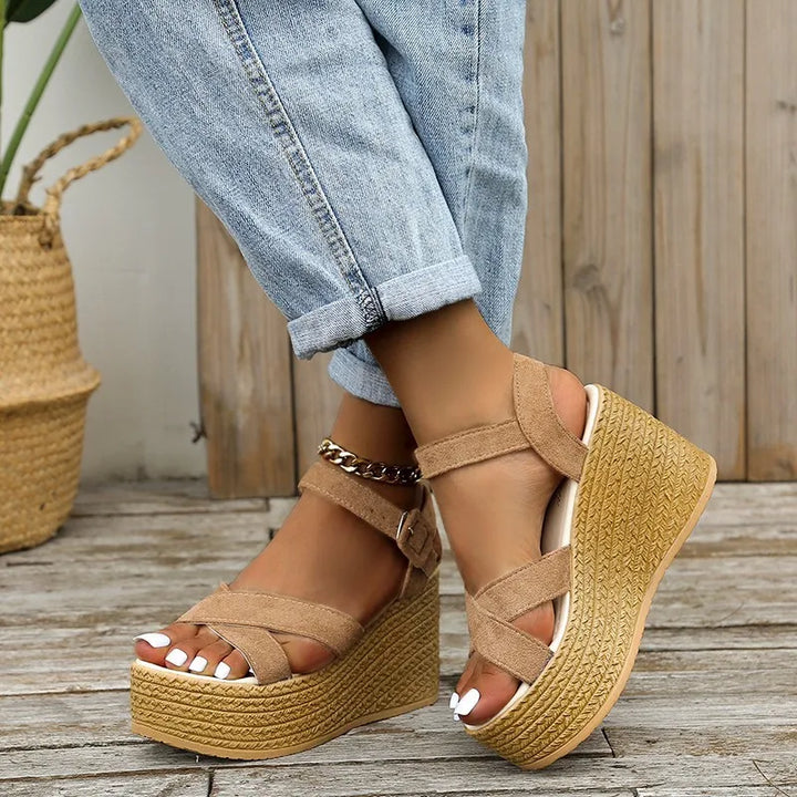 Chic Platform Sandals to Elevate Your Style