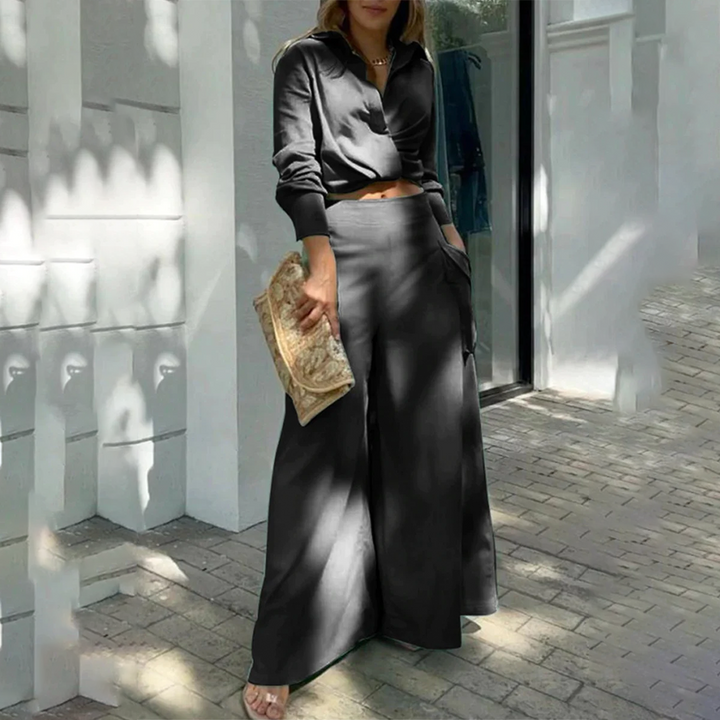 Cozy Wool Blend Ensemble with Chic Scarf Collar
