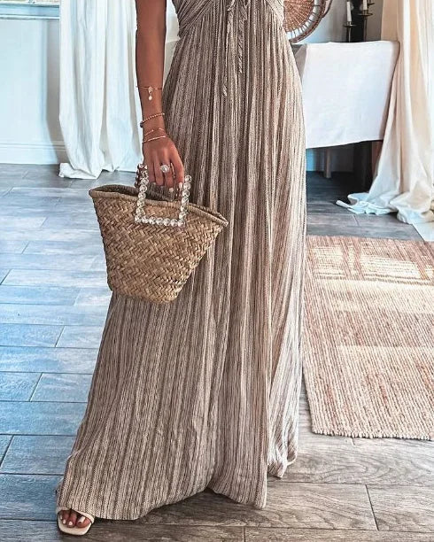 Sophisticated Pleated Dress for Effortless Elegance
