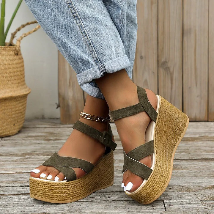 Chic Platform Sandals to Elevate Your Style