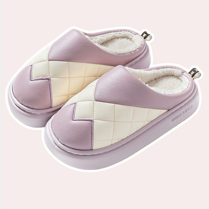 Chic and Cozy Women's Slippers