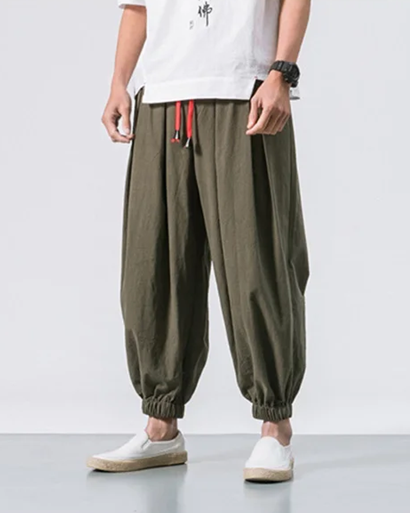 Stylish Relaxed Fit Cropped Trousers