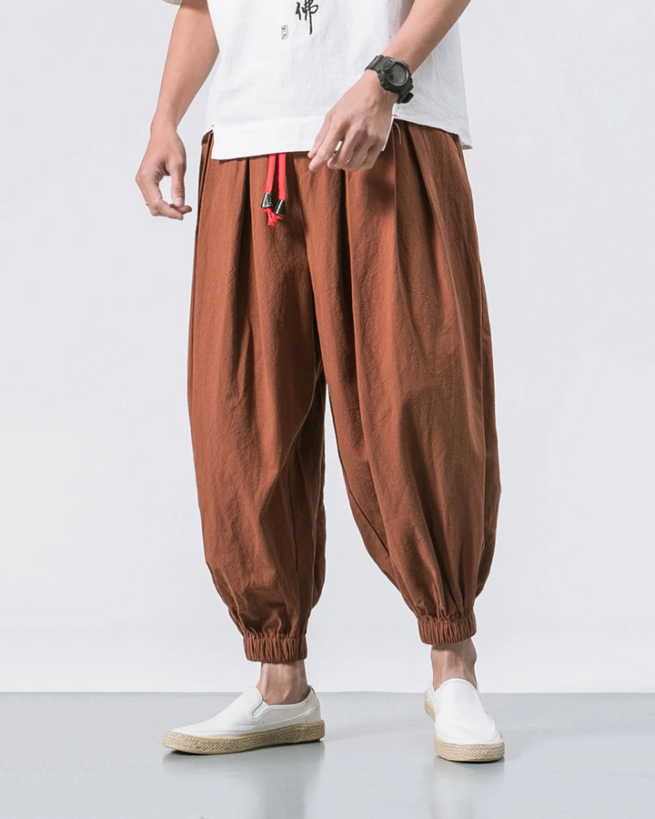Stylish Relaxed Fit Cropped Trousers