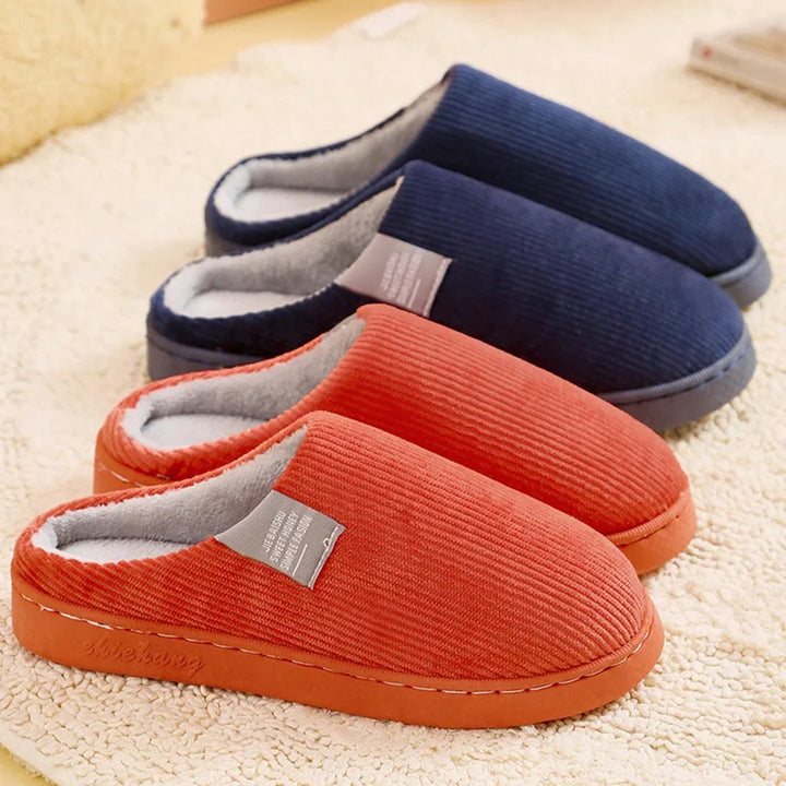 Luxuriously Cozy and Chic Women's Slippers for Ultimate Warmth