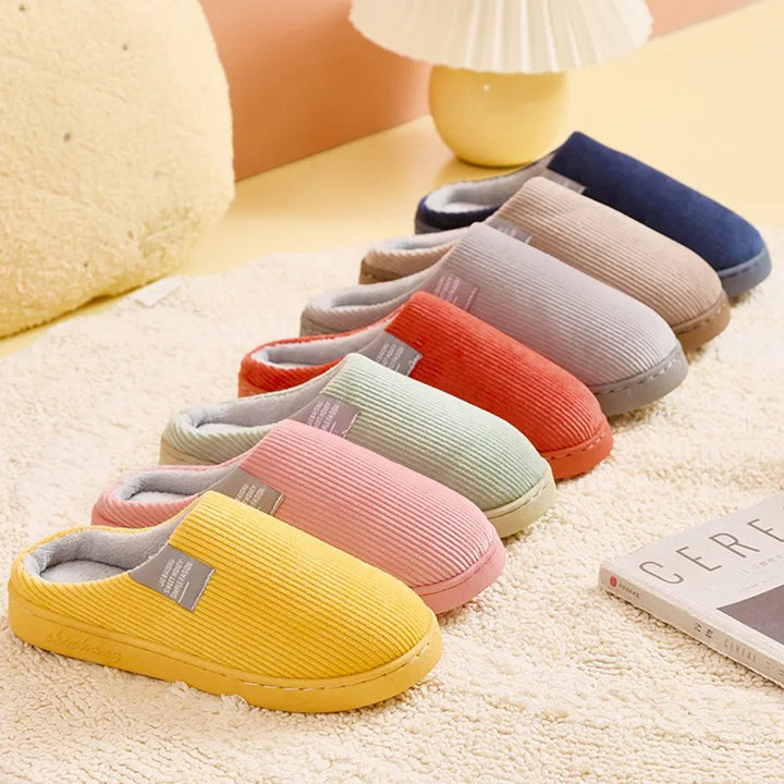 Luxuriously Cozy and Chic Women's Slippers for Ultimate Warmth