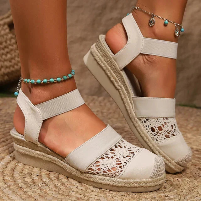 Chic Closed-Toe Wedge Sandals for Effortless Elegance