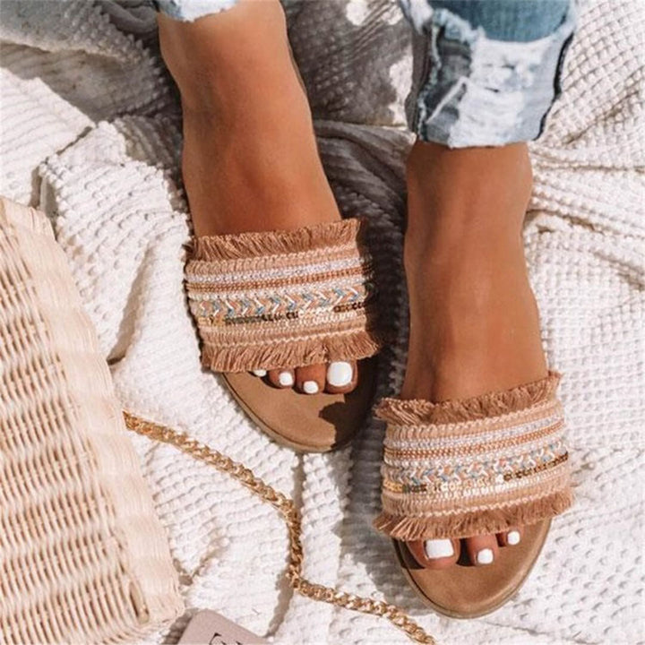 Exquisite Luxurious Slippers for Ultimate Comfort