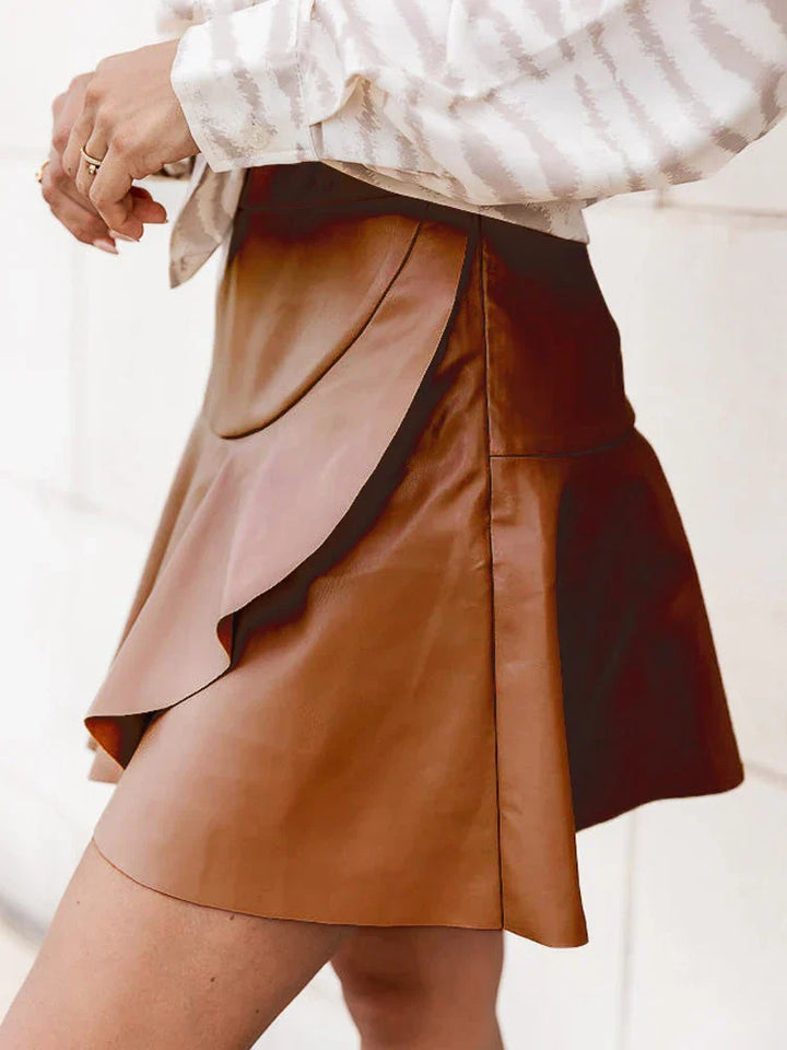 Stylish Pleated Faux Leather Skirt