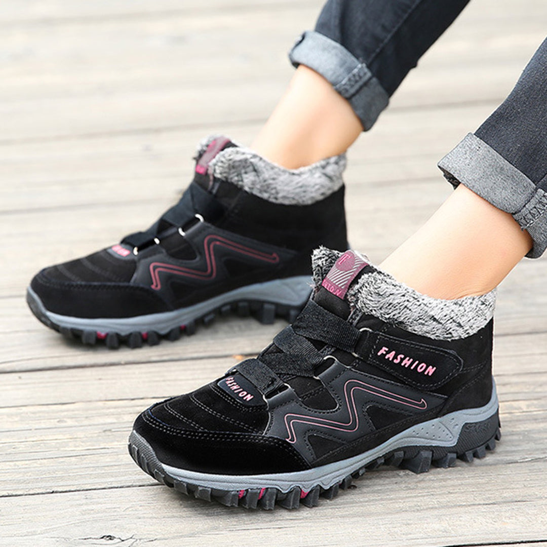 Indulge in Cozy Elegance with Our Luxurious Warm Boots