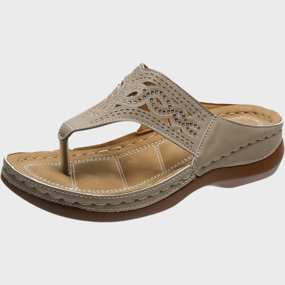 Stylish and Cozy Women's Slippers