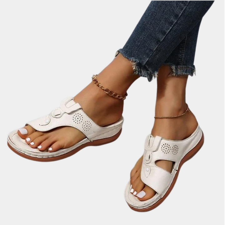 Stylish Women's Slippers for Luxurious Comfort