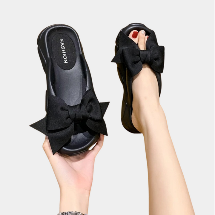 Chic Women's Sandals Featuring Elegant Ribbon Accents