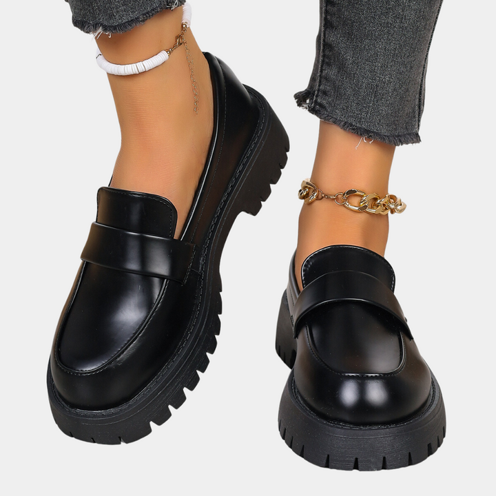 Timeless Elegance: Classic Women's Loafers for Every Occasion
