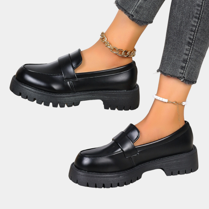 Timeless Elegance: Classic Women's Loafers for Every Occasion