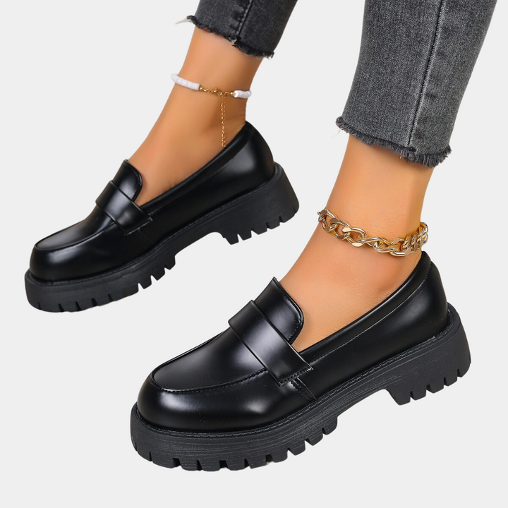 Timeless Elegance: Classic Women's Loafers for Every Occasion