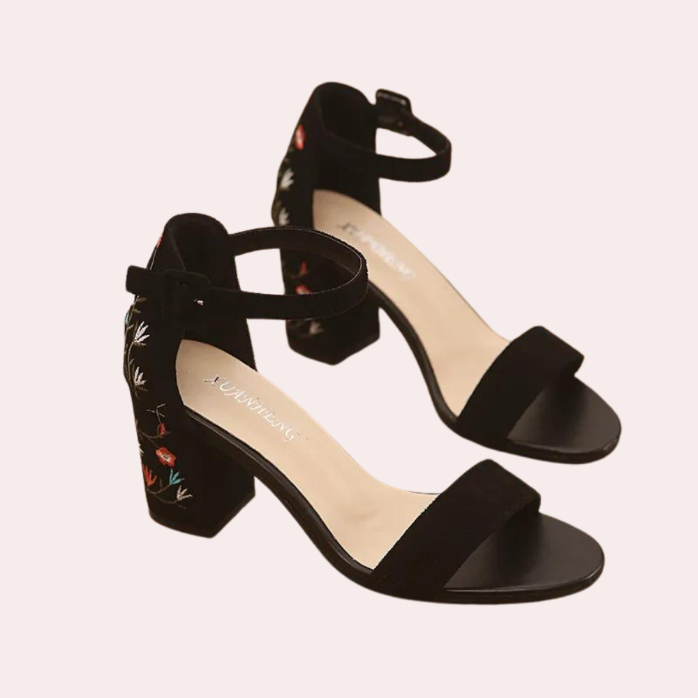 Trendy Women's Floral Print Sandals for Effortless Style