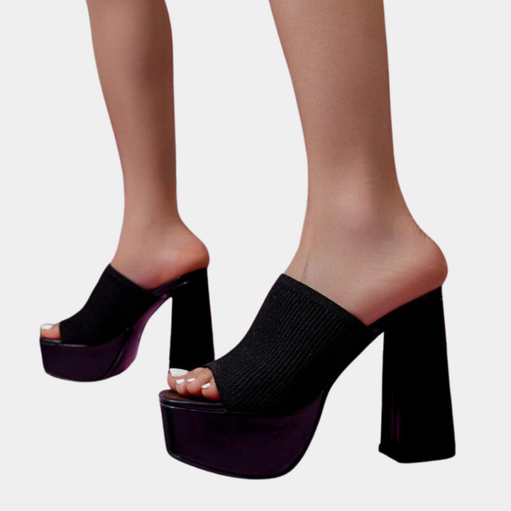 Chic and Elegant Women's Sandal Wrap