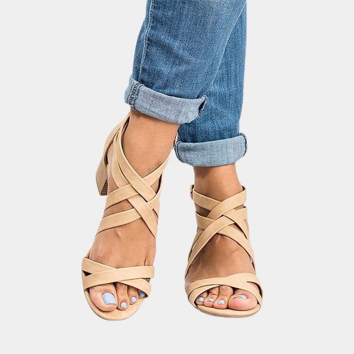 Chic Women's Sandals Featuring Fashionable Elevated Heels