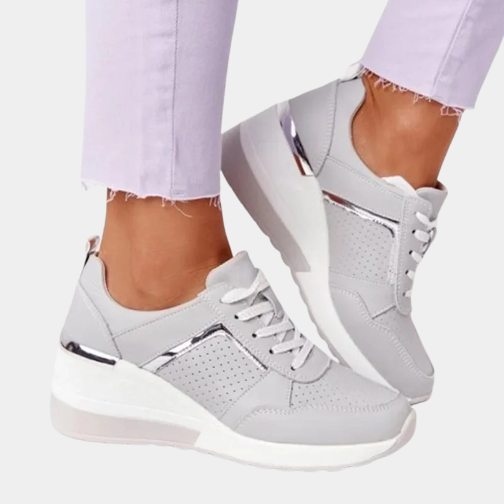 Chic Women's Everyday Sneakers for Effortless Style