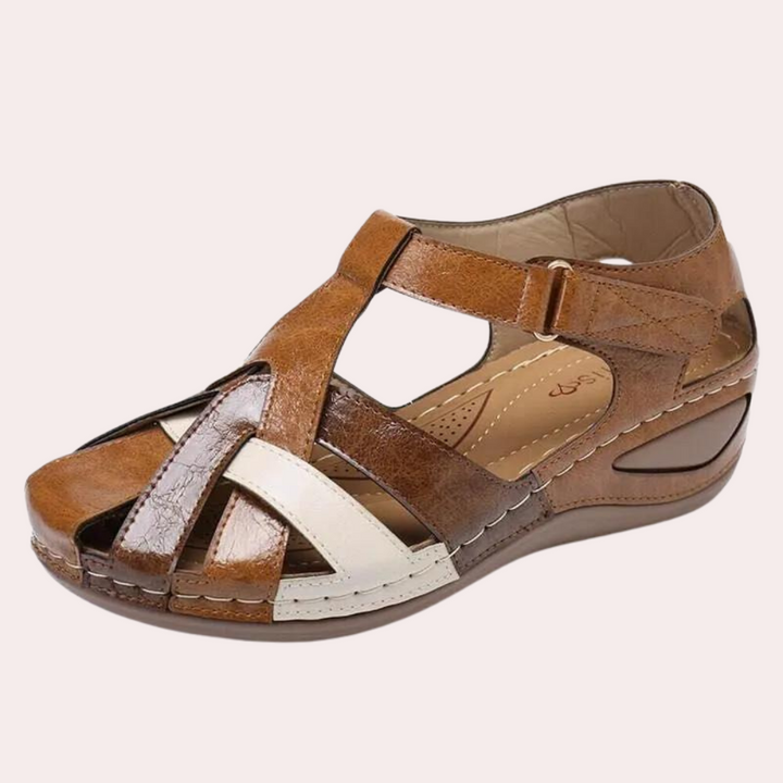 Chic and Cozy Women's Sandals for All-Day Wear