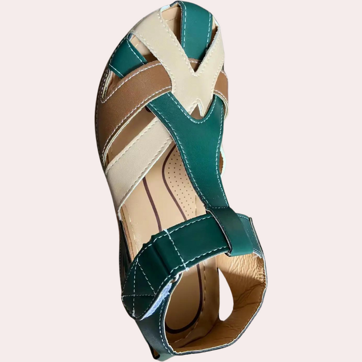 Chic and Cozy Women's Sandals for All-Day Wear