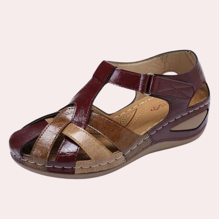 Chic and Cozy Women's Sandals for All-Day Wear